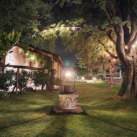 Bed and Breakfast Garda Relais Antica Romelia Монтикьяри Экстерьер фото